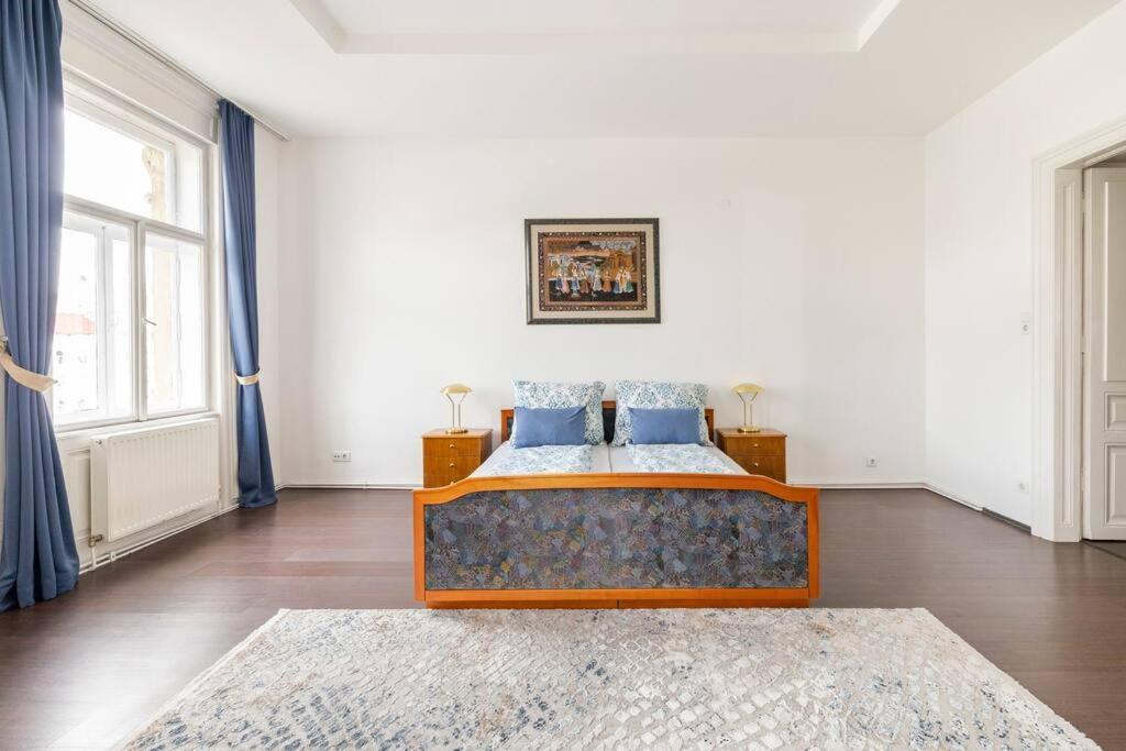 Charming Spacious Apartment Відень Екстер'єр фото